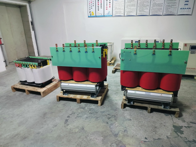 黄梅KS11-1000KVA矿用变压器